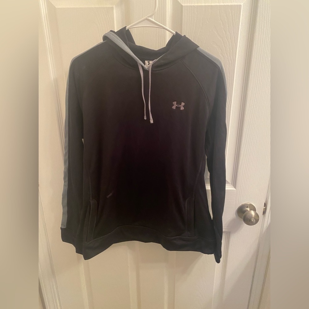 Under Armour Sweatshirt